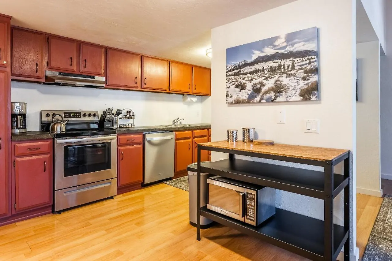 Apartment La Residence IV: Cozy Loft with Shuttle Access Mammoth Lakes United States